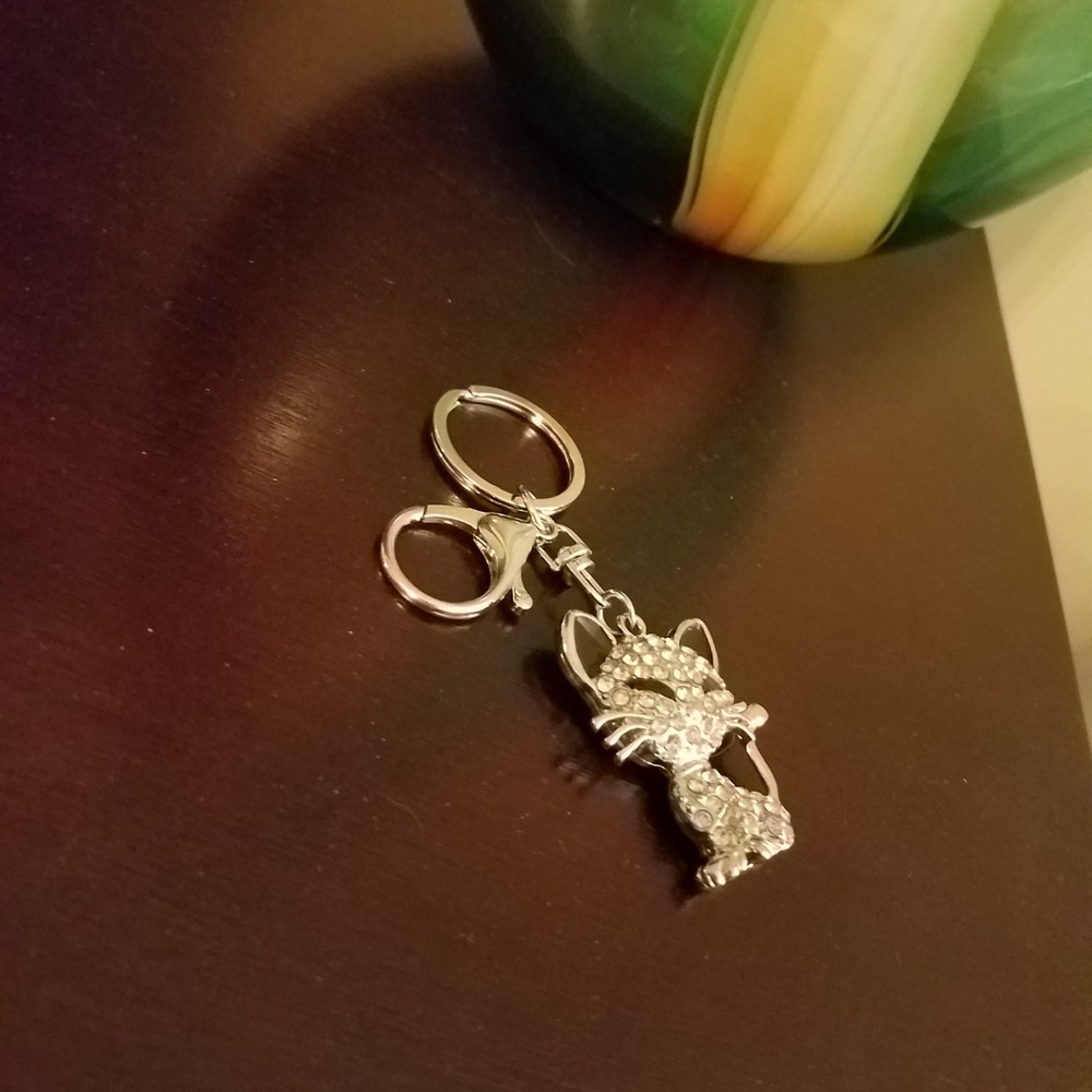 NWT  Kitty Keychain w/Rhinestones - Picture 7 of 8